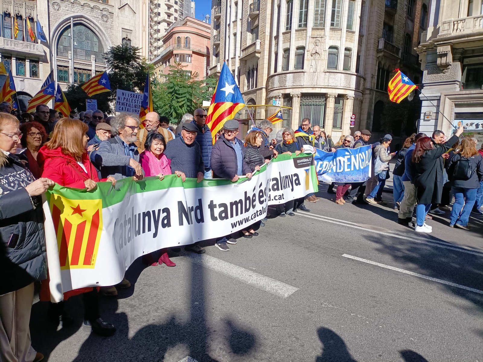 Els Cants de Llibertat a la manifestació independentista exigint uns trens dignes